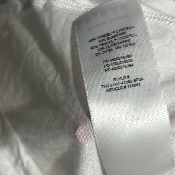 Babaton Boardroom Top - Picture 7 of 7